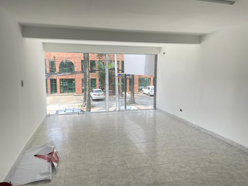 Imagen 3 de 17 de Edificio En Arriendo En Cali Versalles. Cod 102691
