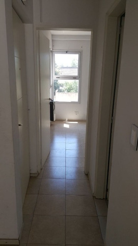 Imagen 4 de 14 de Departamento De 2 Ambientes En Venta - Moron Norte