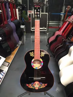 Orellano Luthier Coco Guitarra Criolla Clasica Diseño Negro