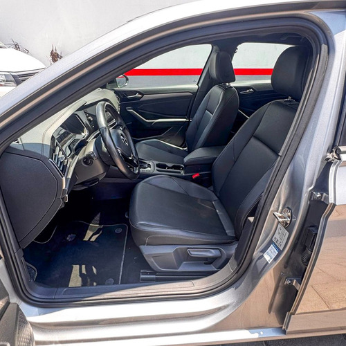 Volkswagen Jetta R Line Tiptronic TSI 1.4L