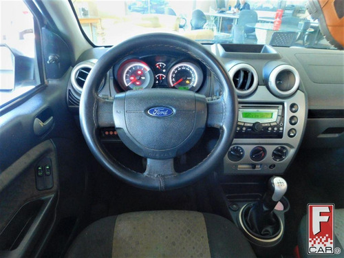Imagem 6 de 10 de Ford Fiesta Se 1.6 16v Flex 5p