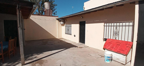 Imagen 8 de 13 de Casa - Carlos Spegazzini