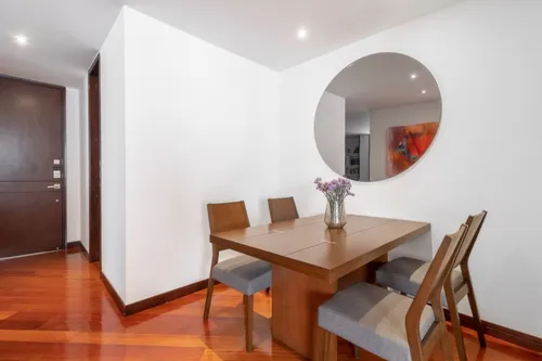 Apartamento En Venta En El Chicó. Cod V8308