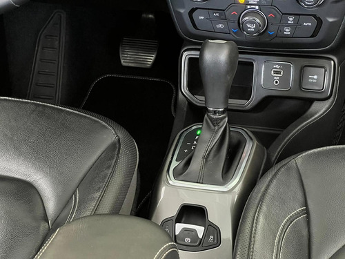 Jeep Renegade 1.8 16v Flex Limited 4p Aut