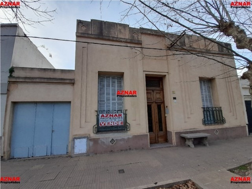 Imagen 2 de 3 de Casa De 6 Ambientes Y 4 Dormitorios (1934)