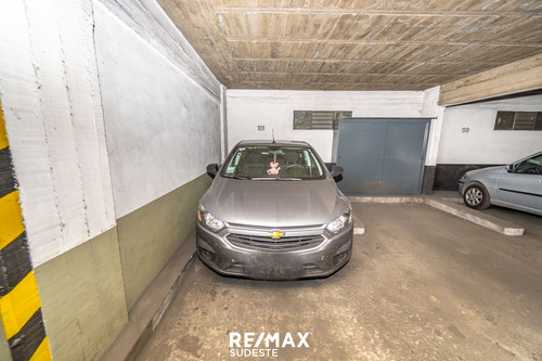 Venta Cocheras 3° Y 4° Piso Soler 100