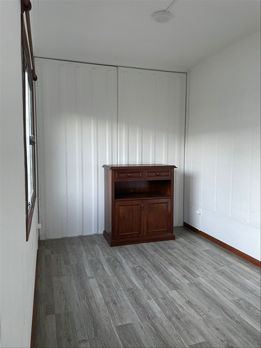 Dos Apartamentos Container, De Un Dormitorio. Los Bulevares