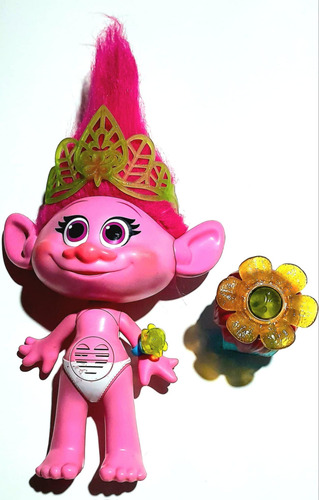 Trolls Muñeca Poppy Abrazos Canta Y Prende 35cm Hasbro Usado (Usado)