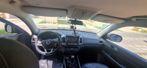 SsangYong Rexton 2.0 Mt 4x2 Std