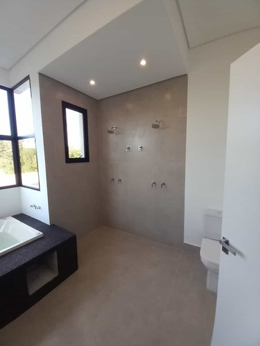 Imagem 10 de 16 de Casa Em Condomínio Para Comprar Alphaville Santana De Parnaíba - 3173