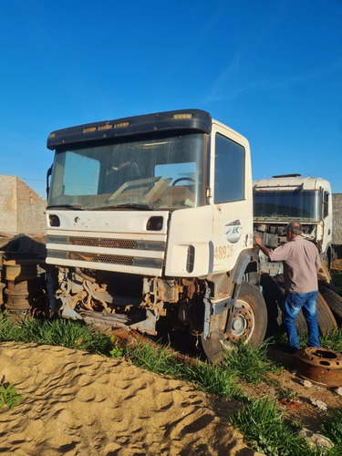 Caminhão Scania 420 2006