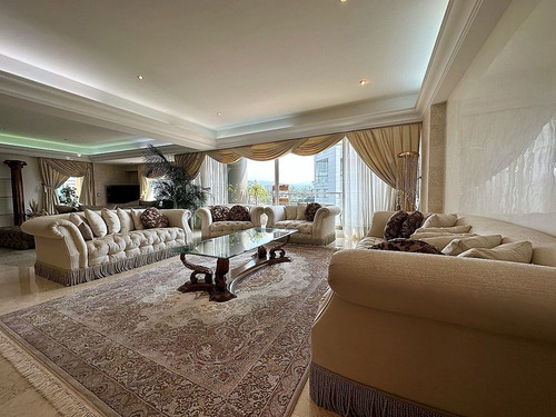 Departamento En Venta En La Cumbre (el Servilletero) Con Balcones