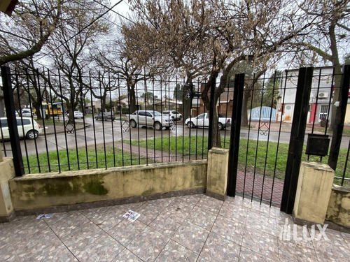 Imagen 21 de 30 de Venta Casa 3/4 Dormitorios En Esquina Donado 295 Oportunidad Comercial - Fisherton