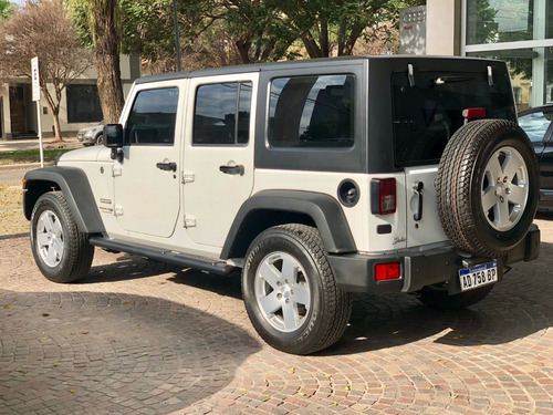 Imagen 8 de 10 de Jeep Wrangler 3.6 Unlimited 4p At Modelo 2019