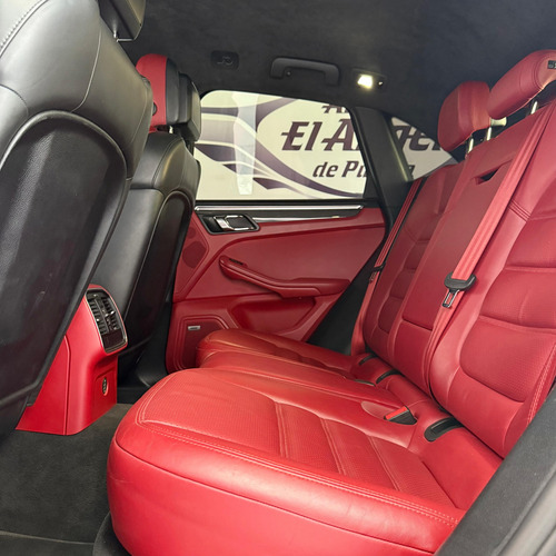 Porsche Macan 3.7 Turbo At