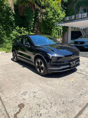 Volvo EX30 0.0 Core E40 (405 Km)