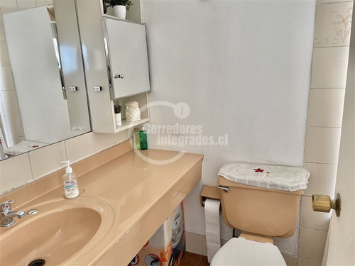Departamento En Venta De 3 Dorm. Metro Manquehue