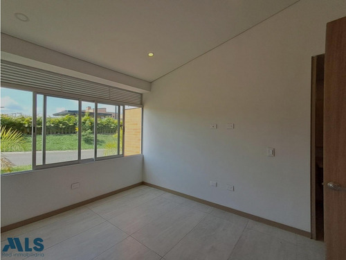 Casa De Campo En Venta En El Sector Del Cafetero(mls#253420)