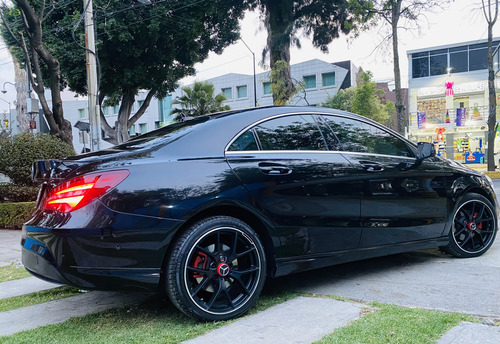 Mercedes-Benz Clase CLA 1.6 200 Cgi Sport At