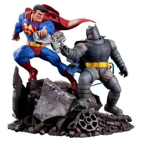 Estatua Superman Vs. Batman De Dc Comics.