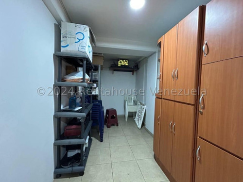 Milagros Inmuebles Edificio Venta Barquisimeto Lara Zona Centro Economica Residencial Economico Comercial Código Inmobiliaria Rent-a-house 24-21257