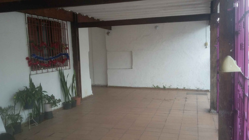Casas Comerciais- 50 Metros Do Metrô Artur Alvim - 714