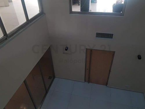 Venta Oficina En Edificio Musa Star