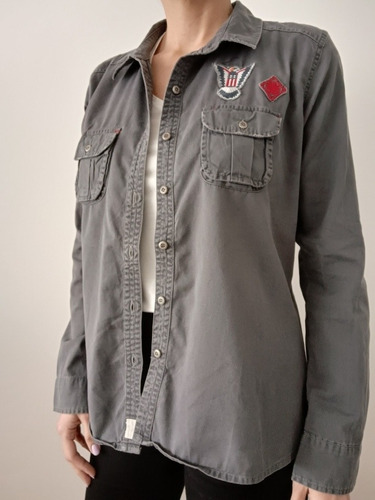 Wanama -  Camisa Línea Militar - Gris Con Apliques Bordados