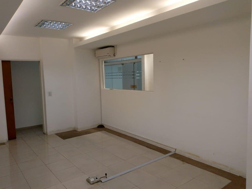 Imagen 9 de 24 de Galpón - Villa Adelina