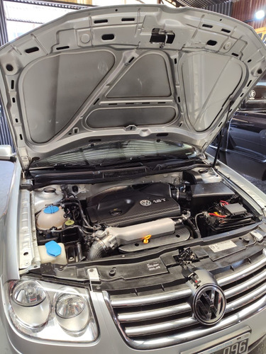 Volkswagen Bora 1.8 Highline T 180cv