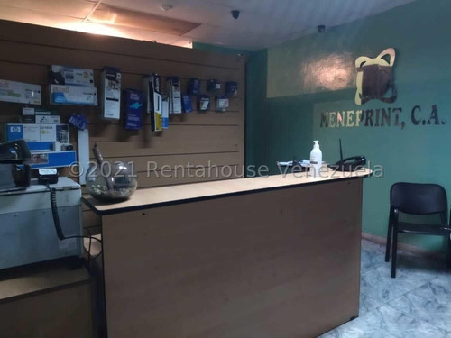 Imagen 2 de 12 de Marol Rentahouse Vende Local En Centro De Valencia 22-2669