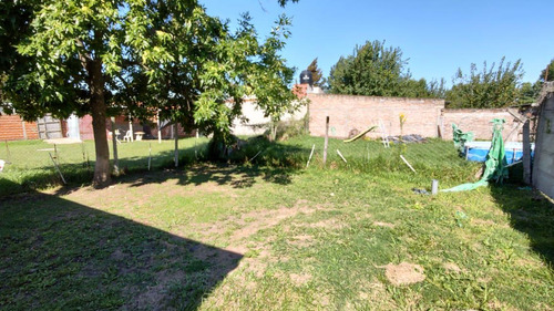 Casa En Venta - 2 Dormitorios 1 Baño - 50mts2 - Villa Elisa, La Plata