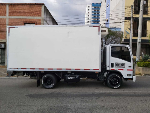 Chevrolet Npr Luxry