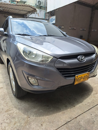 Hyundai TUCSON IX-35 2.0l 164 hp 4x4