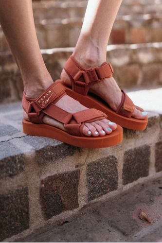 Sandalias Urban Cow Tanger Livianas Tiras De Tela Neoprene