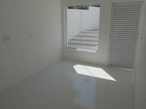Alphaville 06 | Casa À Venda | 4 Dormitórios | 2 Suítes | 6 Salas | Piscina | Melhor Localização Do Condomínio - Cnc1317