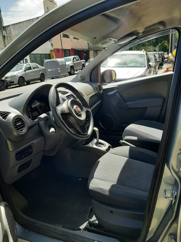 Imagen 12 de 16 de Fiat Grand Siena Essence 1.6 16v 2013 -chocado-