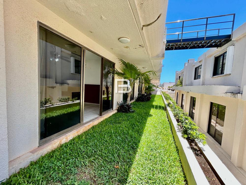 Departamento En Venta En Zona Hotelera
