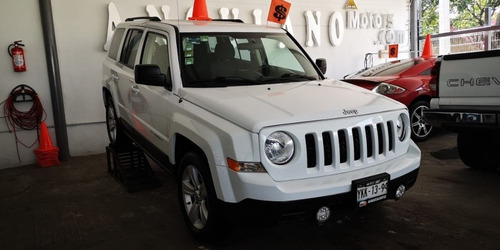Imagen 8 de 15 de Jeep Patriot 2014 2.4 Sport Cvt
