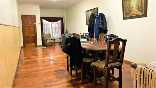 Imagen 3 de 14 de Triplex 5 Amb + Playroom // Alvear 731