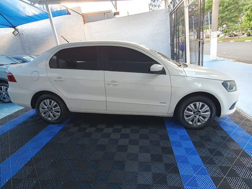 Volkswagen Voyage VOYAGE 1.0/1.0 City Mi Total Flex 8V 4p