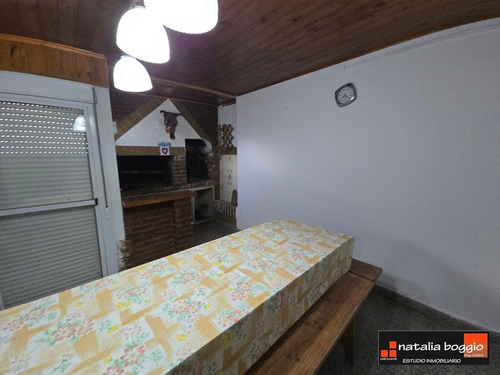 Mar Del Sur Chalet Dividido Con Gran Parque A 100 Mts Del Mar Usd 75.000 V 6366