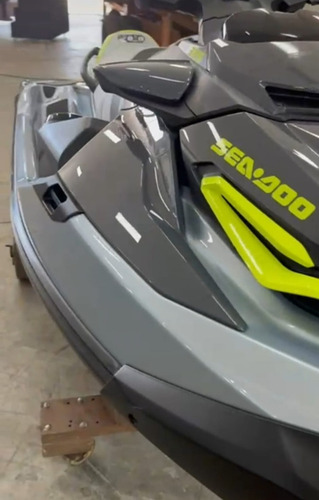 Jet Ski Seadoo Rxt X Rs 325, 2024 - Ñ Yamaha