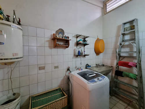Imagen 18 de 29 de Casa Con Local Comercial En Venta Centro De Baquisimeto #22-8710