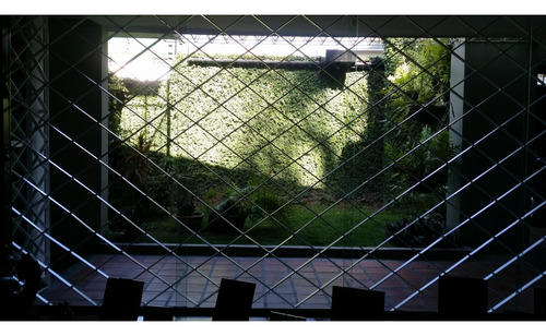 Vendo Casa 400m2 Los Chorros 0613