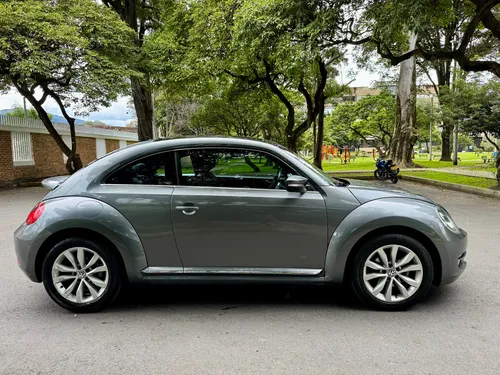 Volkswagen New Beettle 2.5 Sport