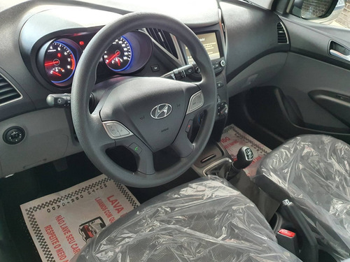 Imagem 7 de 12 de Hyundai Hb20s 1.6 Comfort Plus 16v Flex 4p Manual