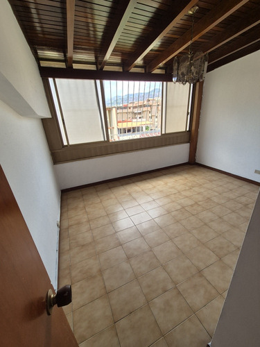 Habitación En Alquiler (3) Montalbán Damas Estudiantes O Tra