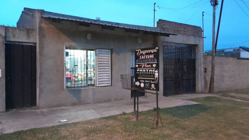 Se Vende Casa En Santo Tome Con Local Comercial
