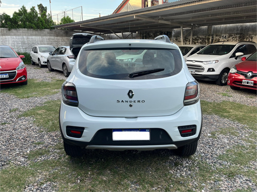 Renault Sandero Stepway 1.6 Dynamique 105cv